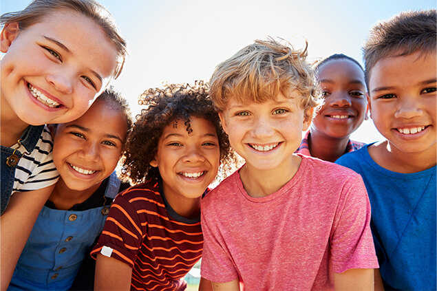 Grupo de niños pequeños